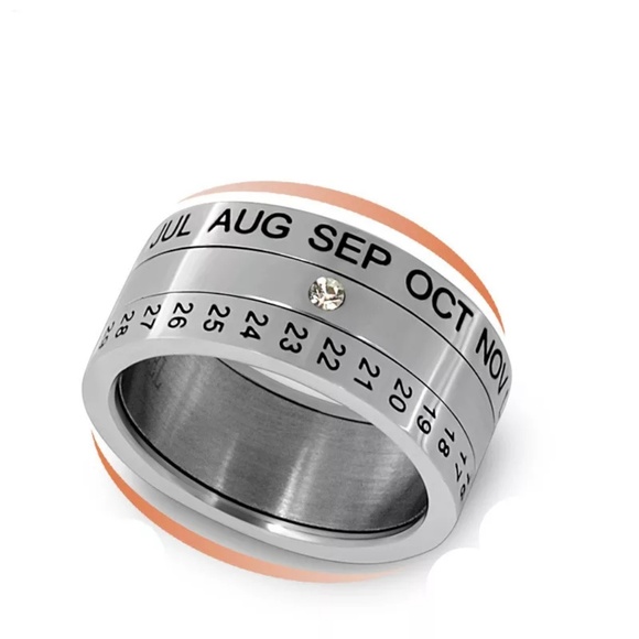 Ring - Picture 2 of 6